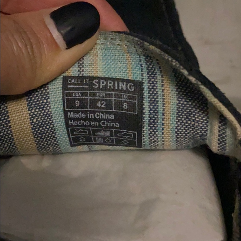 Call it Spring loafers - Picture 8 of 8